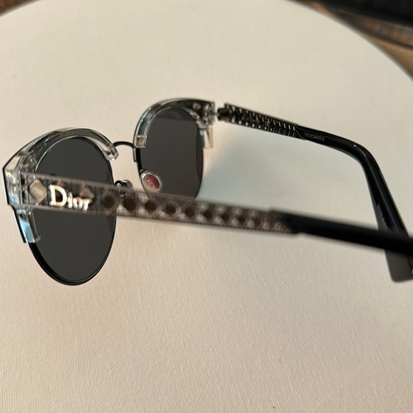CHRISTIAN Dior Diorama Mini Round Cat Eye
Black Dark Gray Lens NEW - Picture 4 of 16